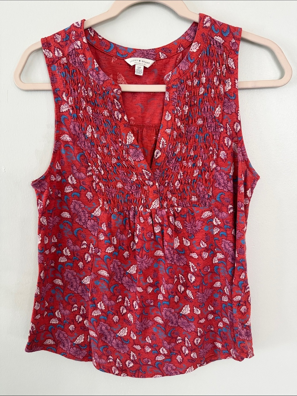 Lucky Brand Red Floral Smocked Sleeveless Camisole